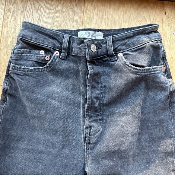 NWT FREE PEOPLE ZURI WASHED BLACK  MOM JEANS - 26 - Picture 12 of 17